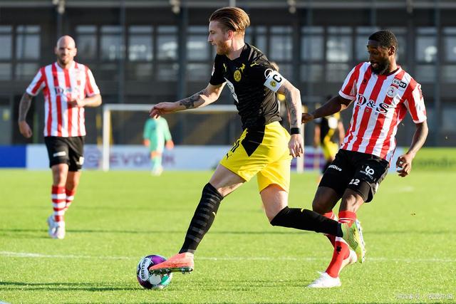 中国女足在 中国女足在